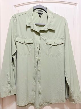 Eddie Bauer Women's Classic Fit Top in Sage Green